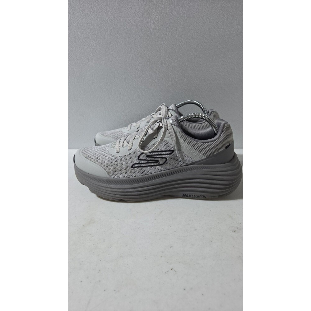 Skechers Max Cushioning Endeavour Mens Size 8.5 Black Running Shoes Sneakers